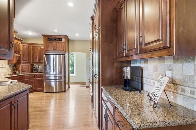14101 E 198th Street, Peculiar, MO 64078