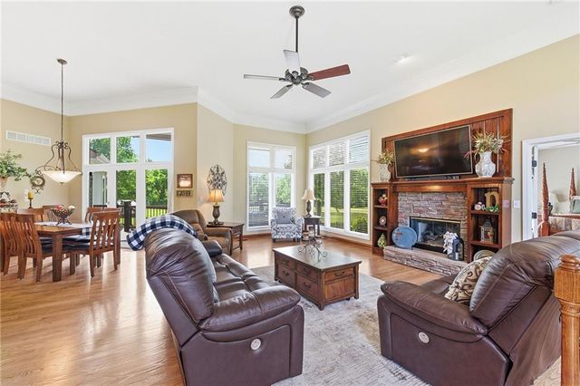 14101 E 198th Street, Peculiar, MO 64078