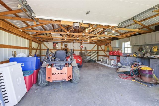 14101 E 198th Street, Peculiar, MO 64078