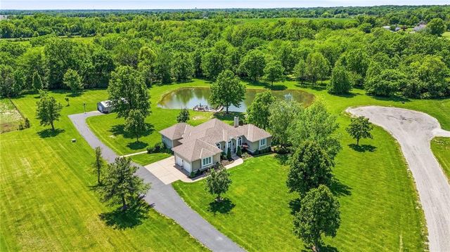 14101 E 198th Street, Peculiar, MO 64078