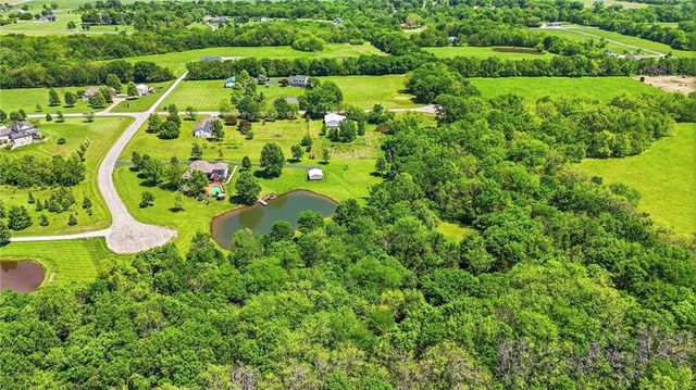 14101 E 198th Street, Peculiar, MO 64078