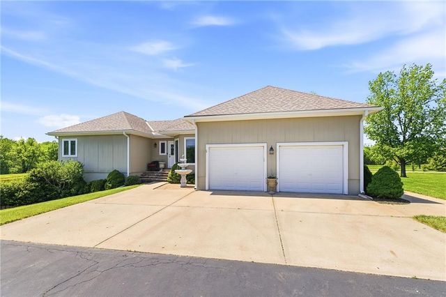 14101 E 198th Street, Peculiar, MO 64078