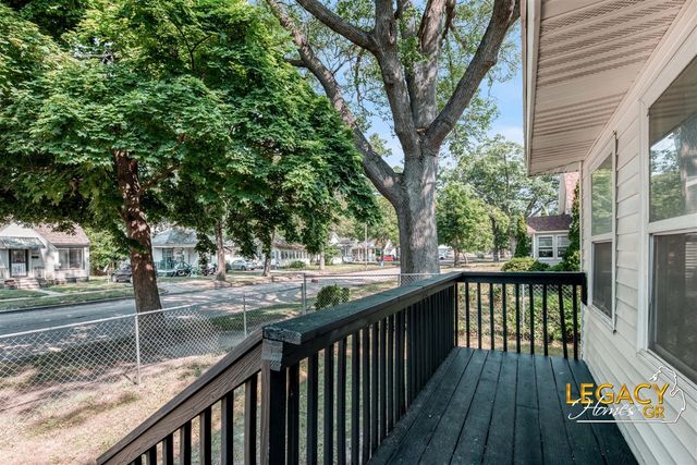 2232 5th Street, Muskegon, MI 49444