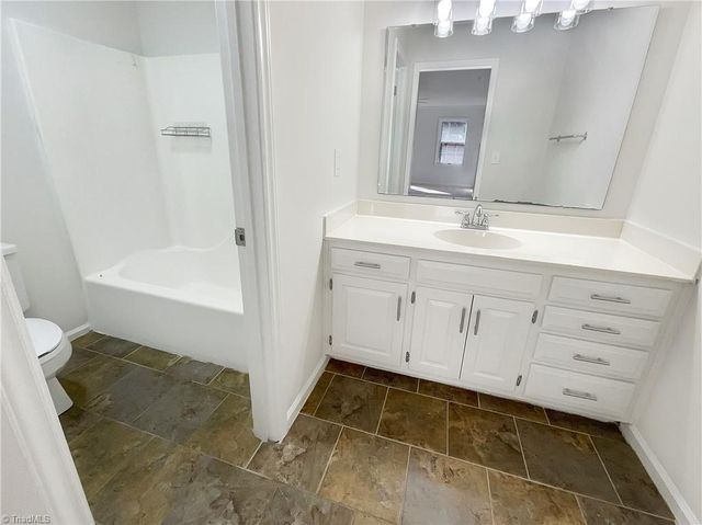 2821 Edgewood Avenue, Burlington, NC 27215