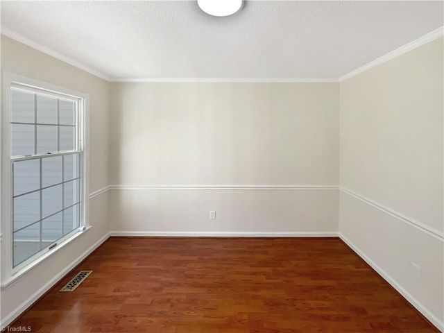 2821 Edgewood Avenue, Burlington, NC 27215