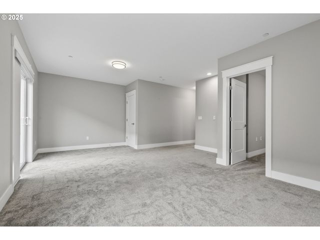 2320 N R St, Washougal, WA 98671