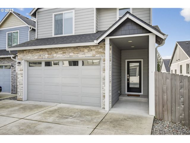 2320 N R St, Washougal, WA 98671