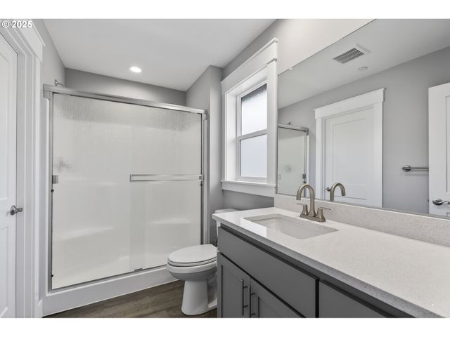 2320 N R St, Washougal, WA 98671