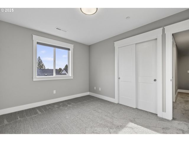 2320 N R St, Washougal, WA 98671