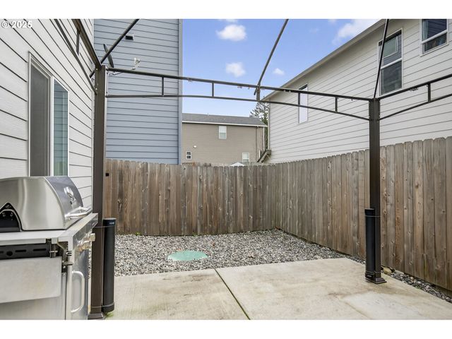 2320 N R St, Washougal, WA 98671