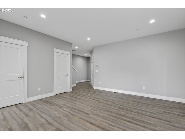 2320 N R St, Washougal, WA 98671