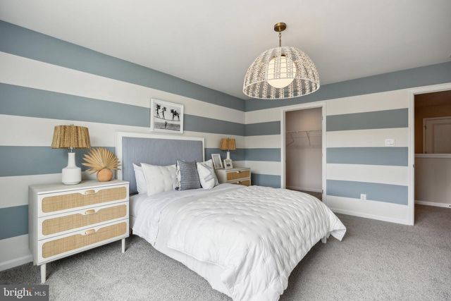 54 FAIRFIELD DR, Staunton, VA 24401