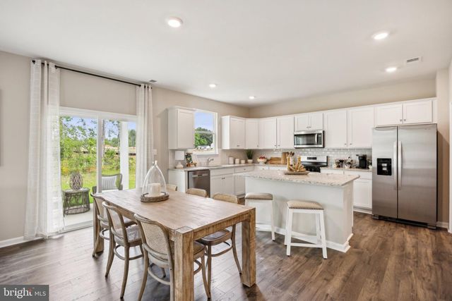 54 FAIRFIELD DR, Staunton, VA 24401