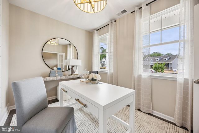 54 FAIRFIELD DR, Staunton, VA 24401