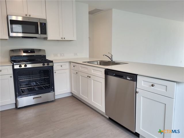 3915 Eldorado, New Braunfels, TX 78130