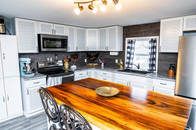 26 Cowboy Trail, Buffalo, MO 65622