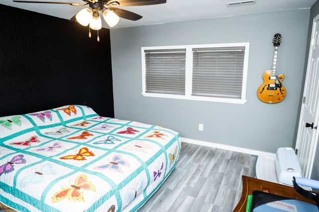 26 Cowboy Trail, Buffalo, MO 65622