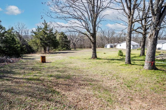 26 Cowboy Trail, Buffalo, MO 65622