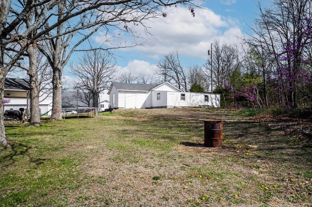 26 Cowboy Trail, Buffalo, MO 65622