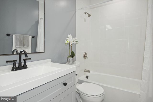 4638 LINMAR CT, Alexandria, VA 22312