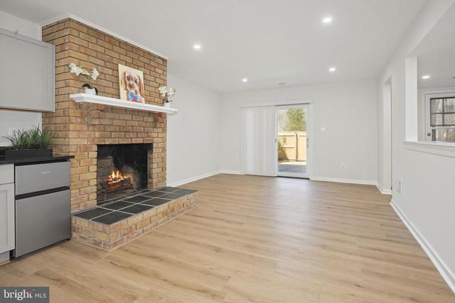 4638 LINMAR CT, Alexandria, VA 22312