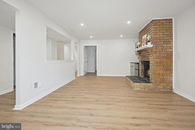 4638 LINMAR CT, Alexandria, VA 22312