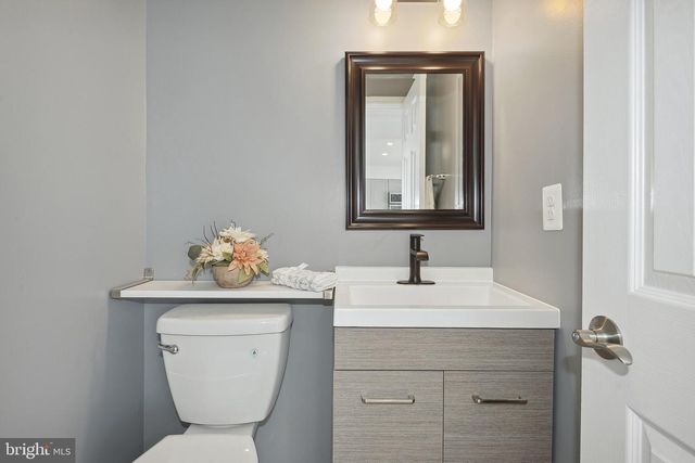 4638 LINMAR CT, Alexandria, VA 22312