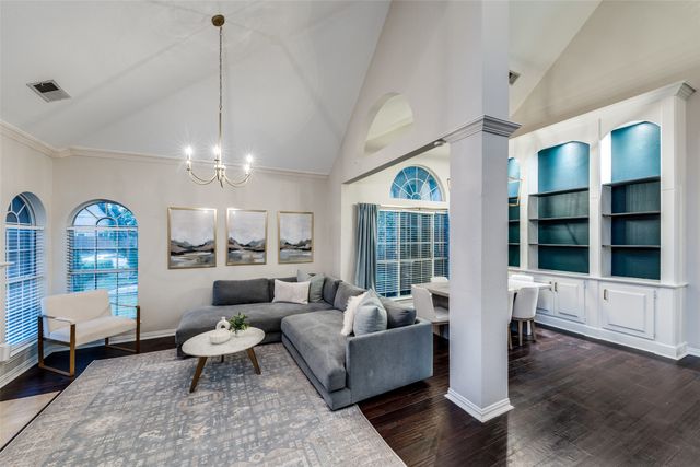 2300 Pagoda Oak Drive, Plano, TX 75074