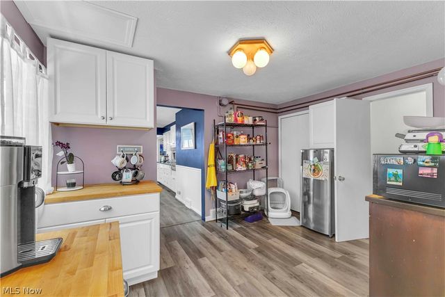 24323 Smith Avenue, Westlake, OH 44145
