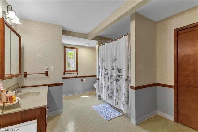 24323 Smith Avenue, Westlake, OH 44145