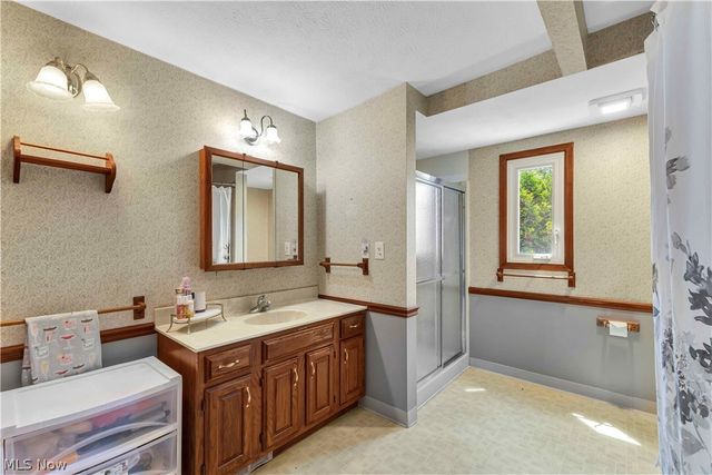 24323 Smith Avenue, Westlake, OH 44145