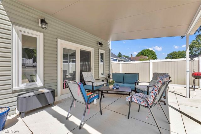 24323 Smith Avenue, Westlake, OH 44145