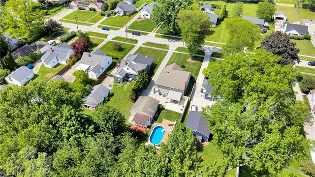 24323 Smith Avenue, Westlake, OH 44145