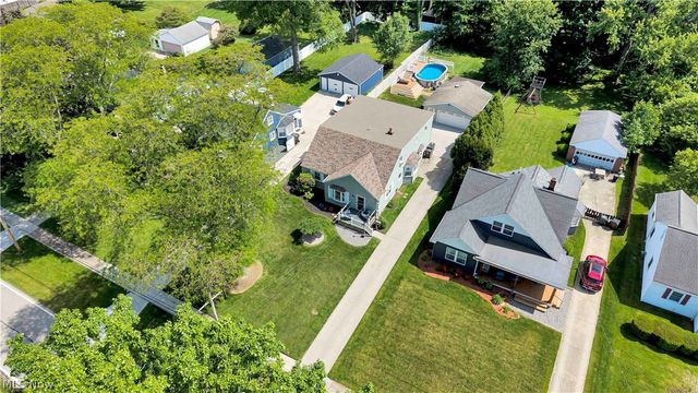 24323 Smith Avenue, Westlake, OH 44145