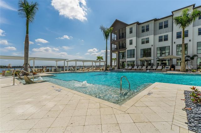 1420 LAKEFRONT DRIVE 2103, Sarasota, FL 34240