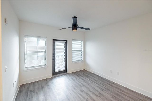 1420 LAKEFRONT DRIVE 2103, Sarasota, FL 34240