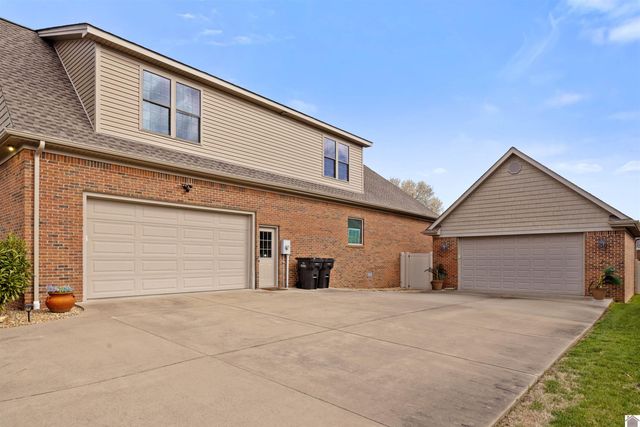 125 Pershing Way, Paducah, KY 42001