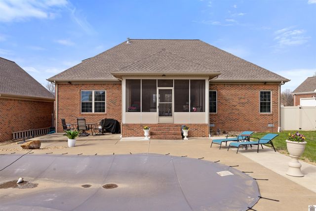 125 Pershing Way, Paducah, KY 42001