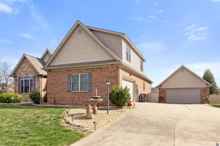 125 Pershing Way, Paducah, KY 42001