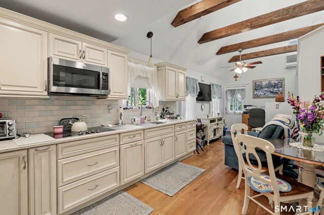 14 Peters Road, Trumbull, CT 06611