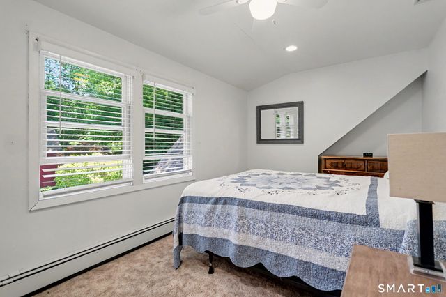 14 Peters Road, Trumbull, CT 06611