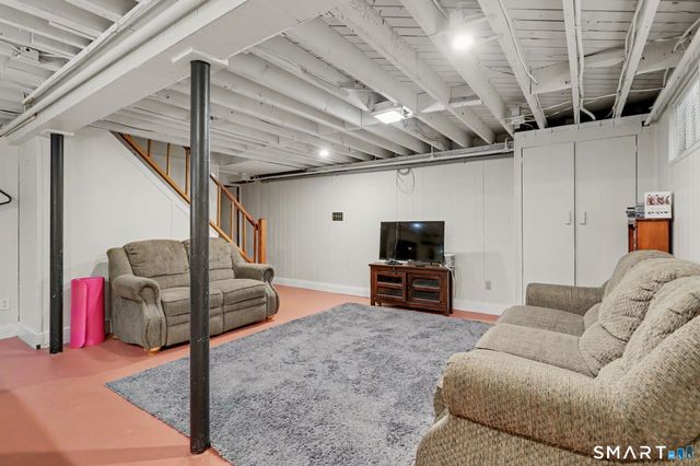 14 Peters Road, Trumbull, CT 06611