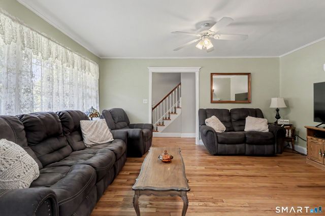 14 Peters Road, Trumbull, CT 06611