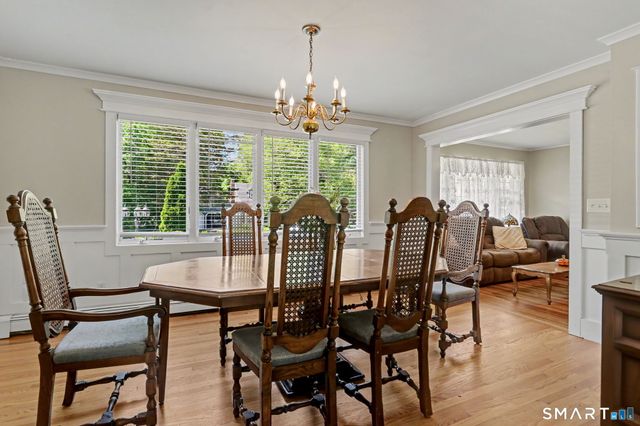 14 Peters Road, Trumbull, CT 06611