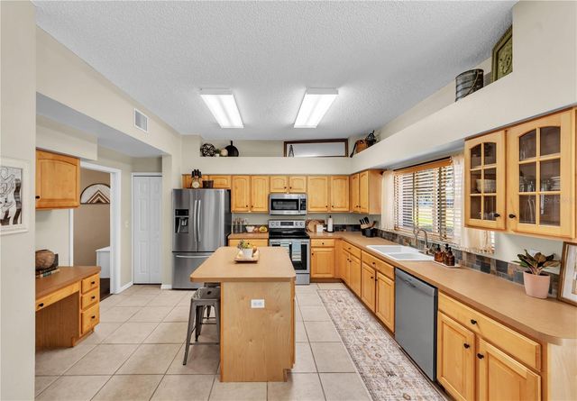 16118 MUIRFIELD DRIVE, Odessa, FL 33556