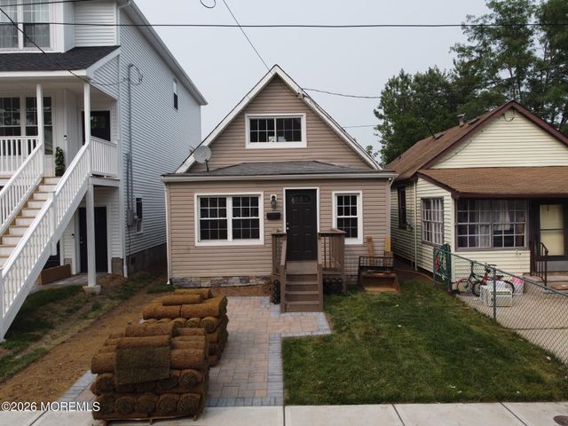 9 Woodland Avenue, Keansburg, NJ 07734