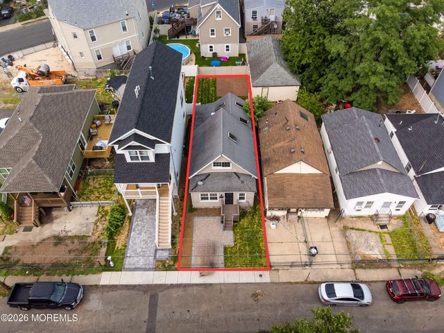 9 Woodland Avenue, Keansburg, NJ 07734