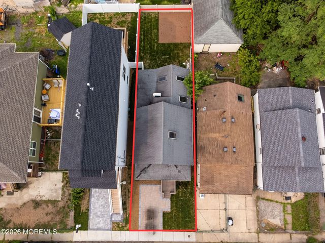 9 Woodland Avenue, Keansburg, NJ 07734