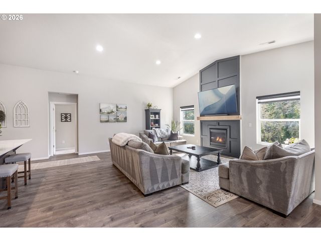 2747 S HARPER VALLEY Way, Ridgefield, WA 98642