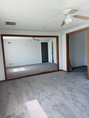 52 Sheraton Ave, Somerset, MA 02725